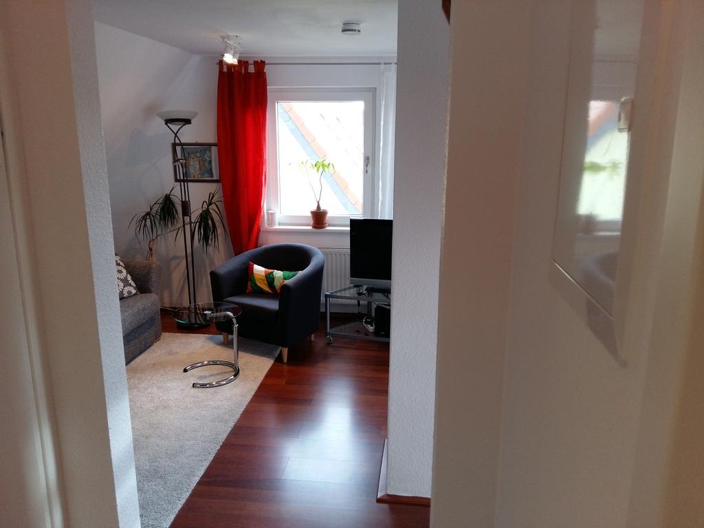 Ferienwohnung Am Schwanensee プレーン エクステリア 写真
